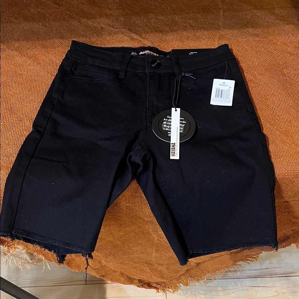 Dollhouse Women's Black Jean Shorts